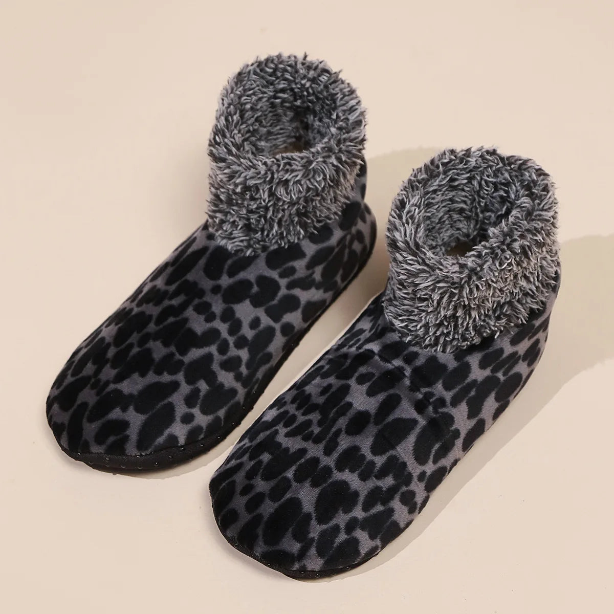 leopard Print Fall and Winter Floor Socks Home Warm Women Men Socks Snow Socks Sleep Carpet Socks Slippers Socks Womens Non-slip