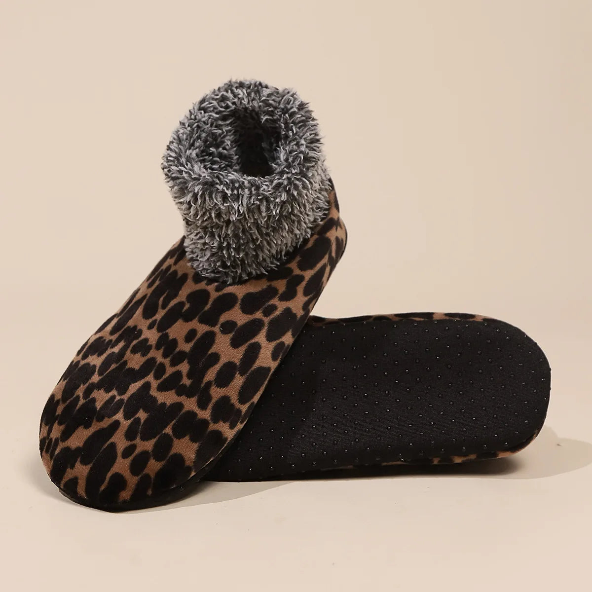 leopard Print Fall and Winter Floor Socks Home Warm Women Men Socks Snow Socks Sleep Carpet Socks Slippers Socks Womens Non-slip