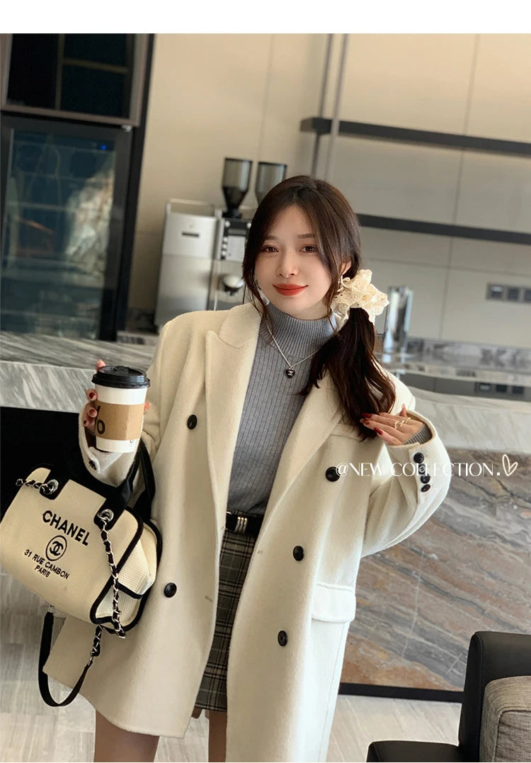 Women's Turtleneck Sweater Winter 2025 Retro with Velvet Lining Thickened Inner Wear Thermal Knitting Bottoming Shirt Pullovers